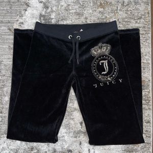 SUPER cute juicy couture pants😍